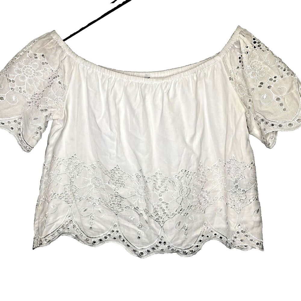 Smell The Roses Off-Shoulder Blouse Womens M Cropped Embroidered Eyelet White